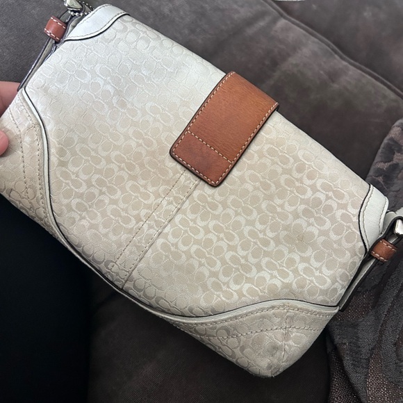 Coach SoHo Purse - Picture 7 of 15